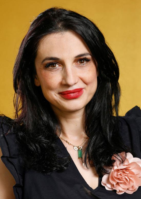 Almina Amani